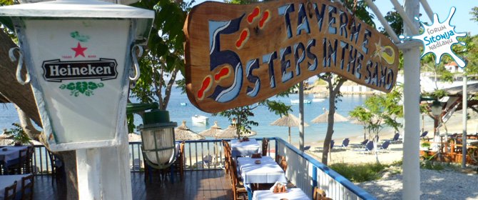 Limanaki (Pygadaki) - bašta taverne 5 STEPS IN THE SAND 
