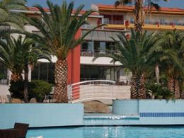 hotel lagomandra/pool