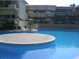 hotel makednos/koviou/bazen
